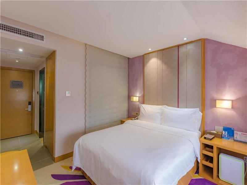 Lavande Hotel Zhuhai Gongbei Port Square Exterior foto